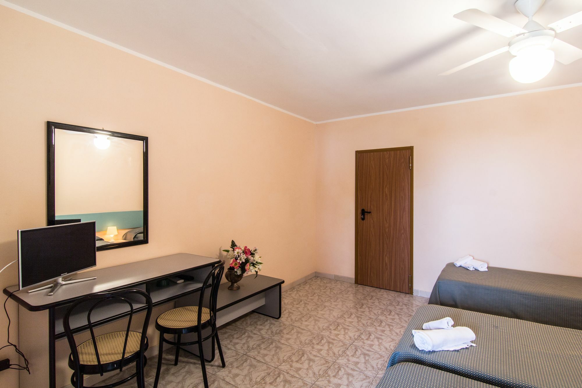 Racar Hotel Фріголе Екстер'єр фото